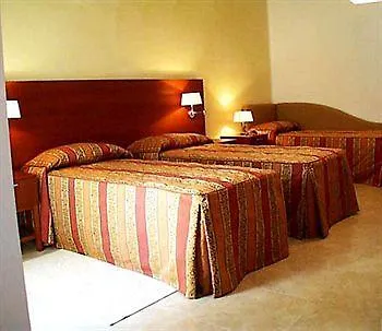 Demar Hotel 3*